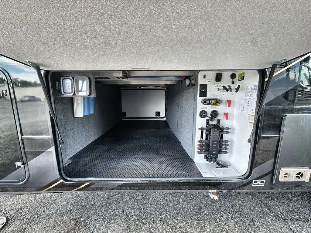 2027 Jayco Pinnacle 36FBTS, Photos photo 16