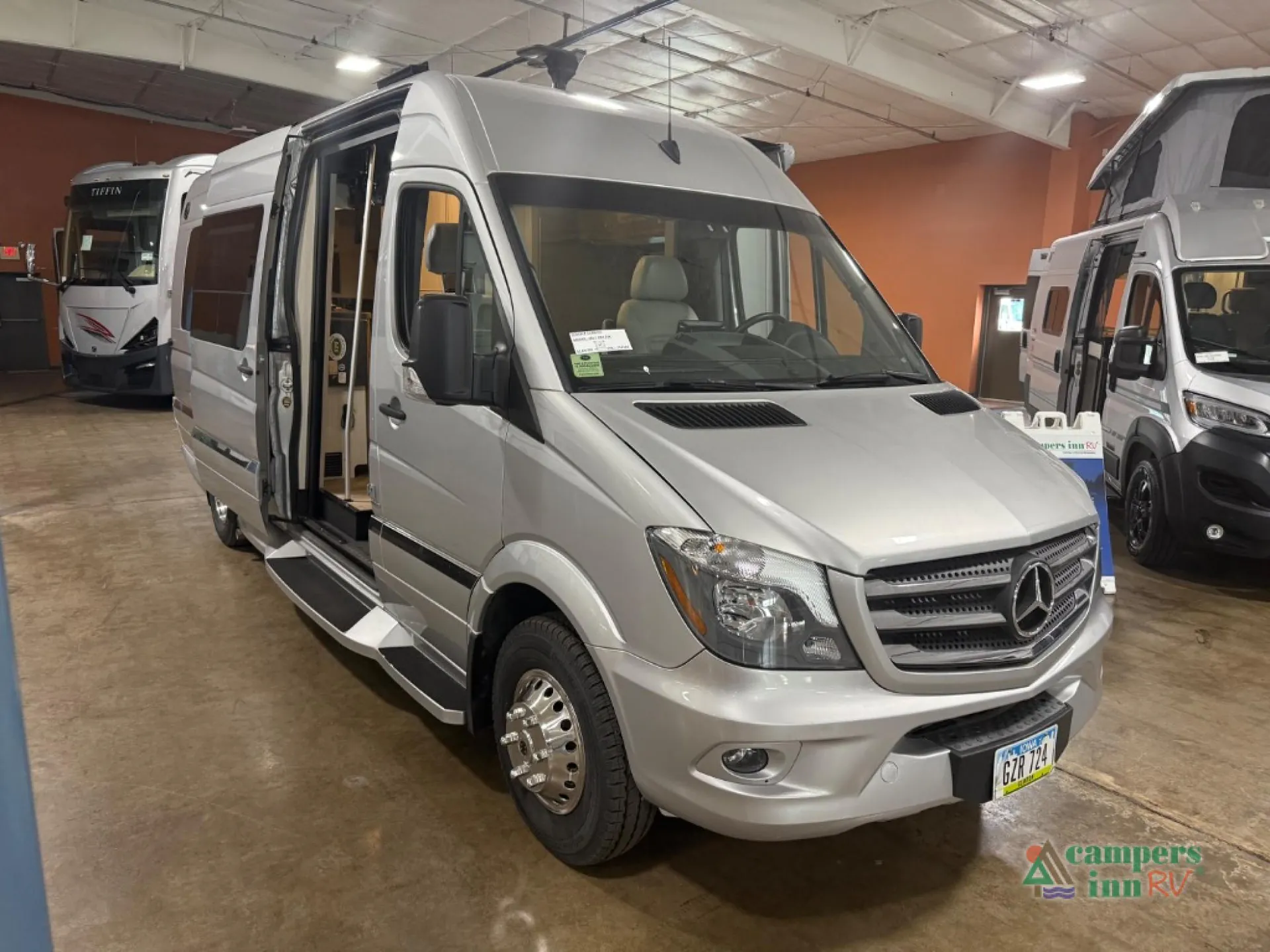 2017 Winnebago Era 70C - Photo 2
