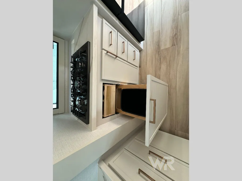 2026 Brinkley Model I 235, Photos photo 37