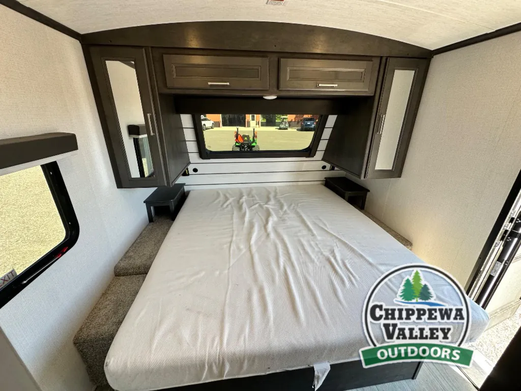 2024 Keystone RV Cougar Half-Ton 30BHS, Photos photo 35