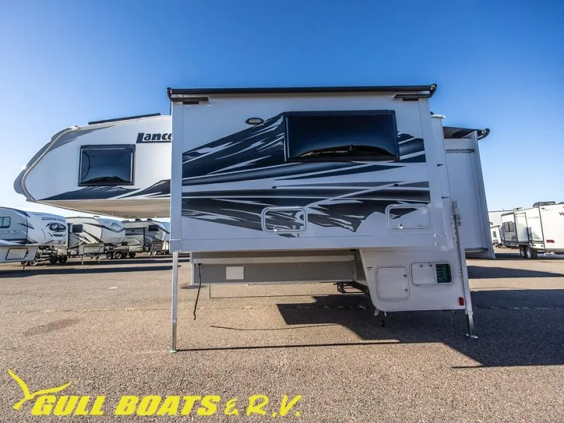 2026 Lance Lance Truck Campers 1172 - Photo 2