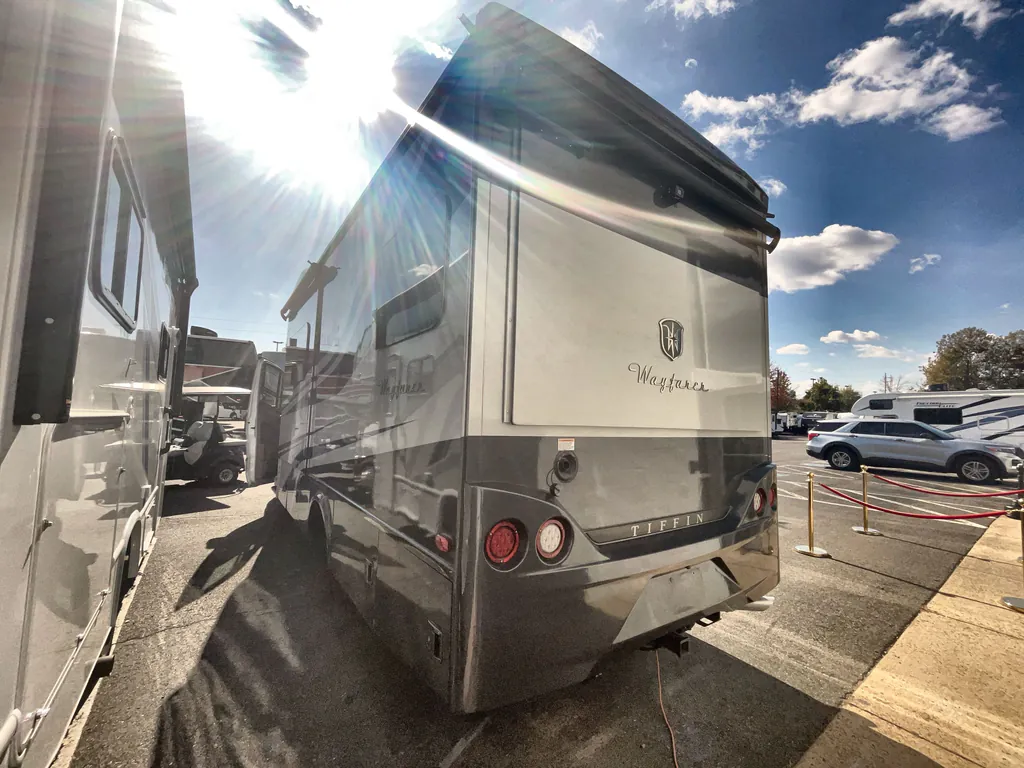2019 Tiffin Wayfarer 25 QW, Photos photo 6
