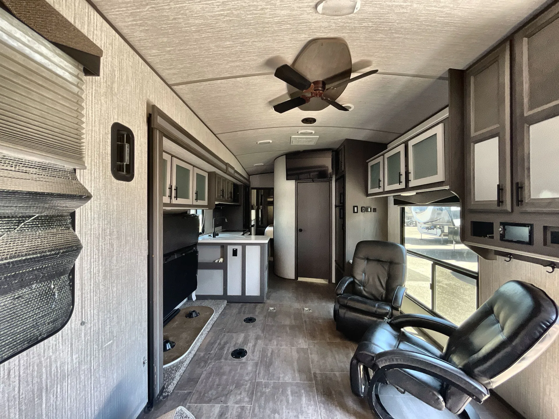 2021 Cruiser RV Stryker ST-2916 - Photo 3