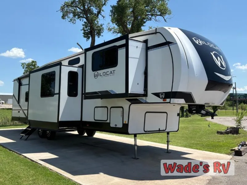 2024 Forest River Wildcat 35FL - Photo 2