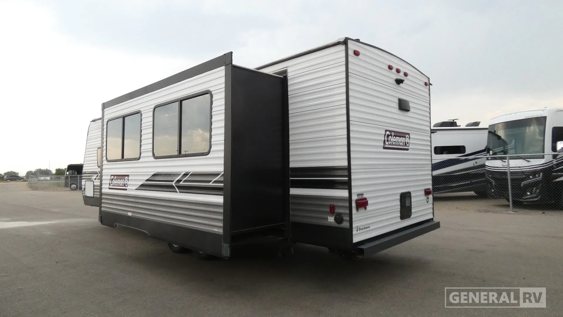 2022 Dutchmen Coleman Lantern 286RK - Photo 4