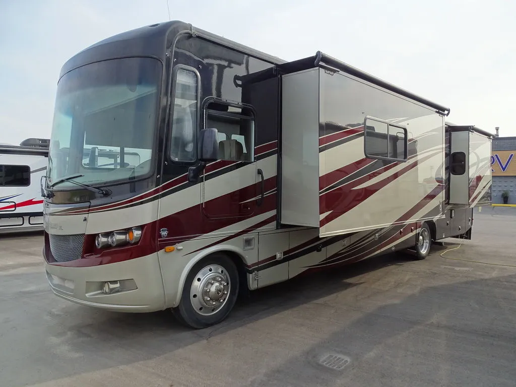 2013 Forest River Georgetown 378TS - Photo 3