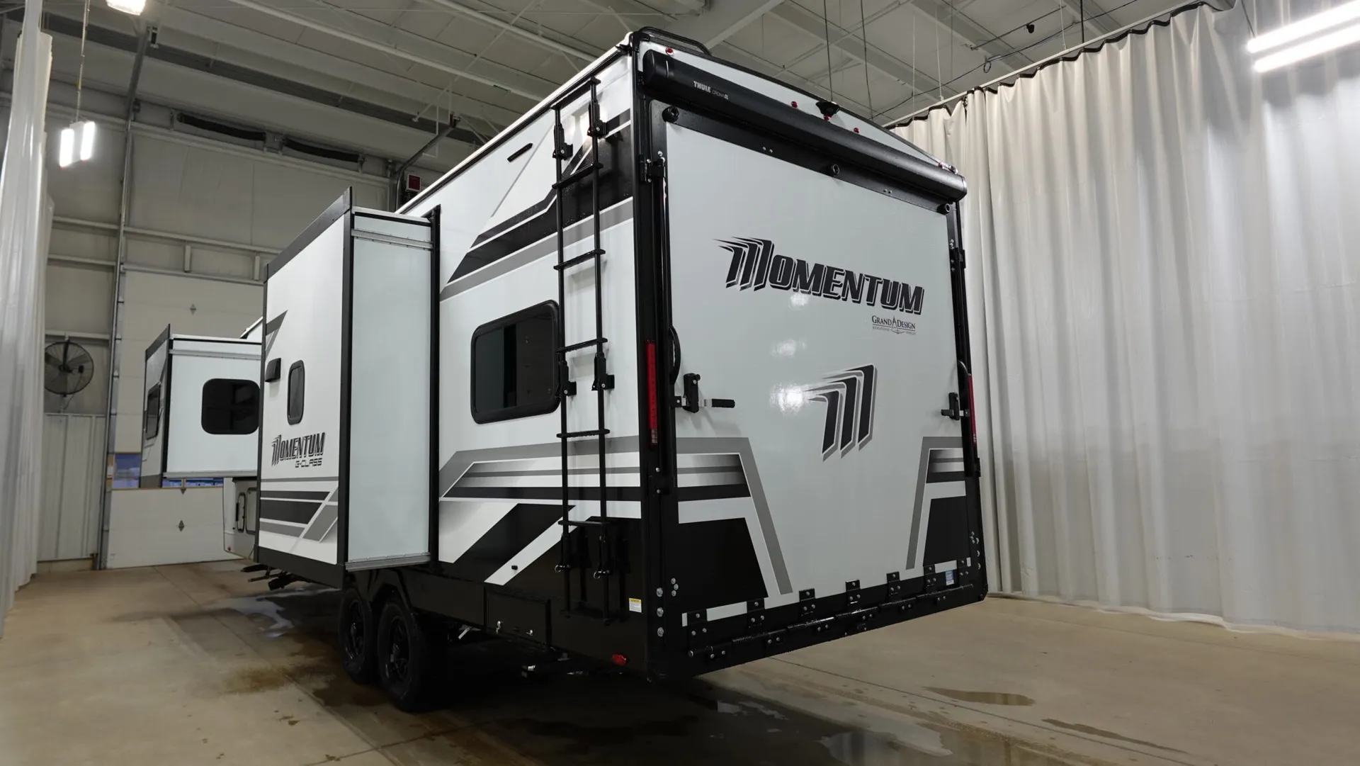 2026 Grand Design Momentum G-Class 25G - Photo 4