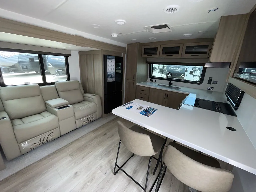 2027 Forest River Flagstaff Micro Lite 25MBR — Photo 7