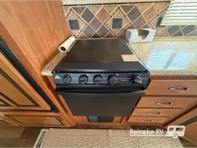 2011 Jayco Eagle 320RLDS - Photo 3