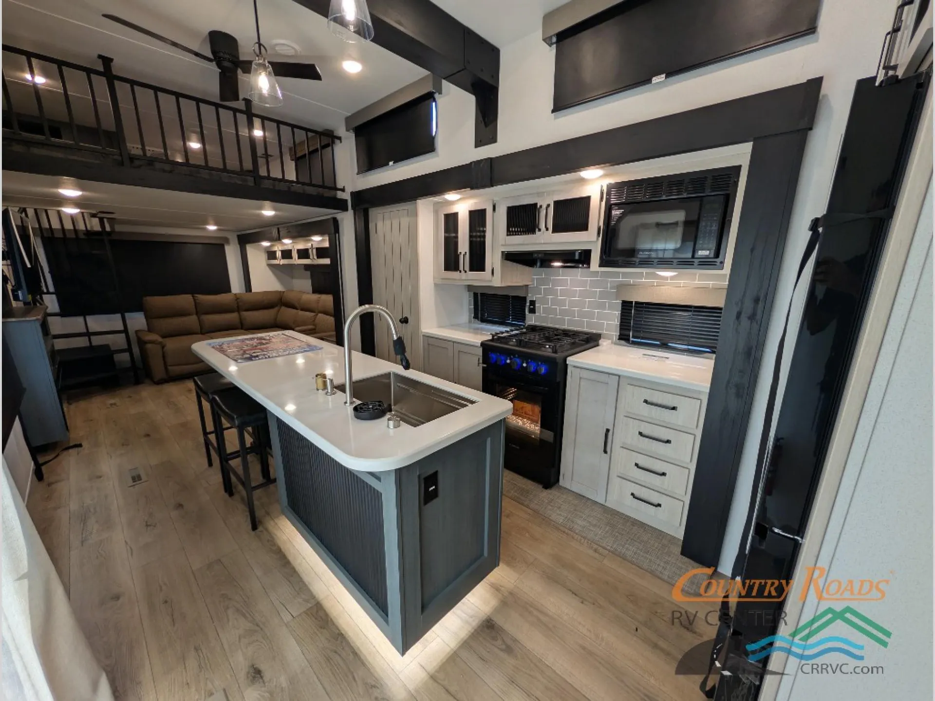 2026 Forest River Puma Vista 423LFT - Photo 2