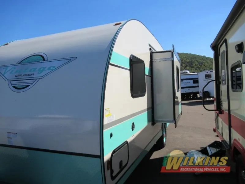 2026 Gulf Stream RV Vintage Cruiser 19CSK - Photo 3