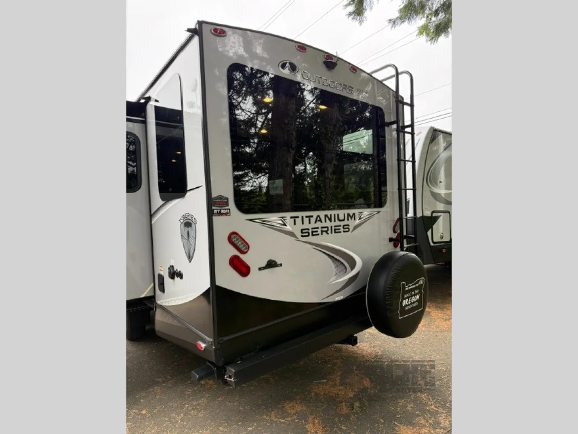 2023 Outdoors RV Blackstone Titanium Series 250RDS - Photo 4