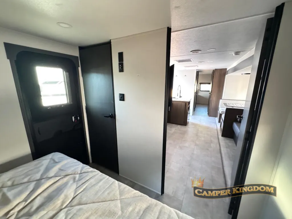 2027 Forest River Tracer 295DB, Photos photo 17