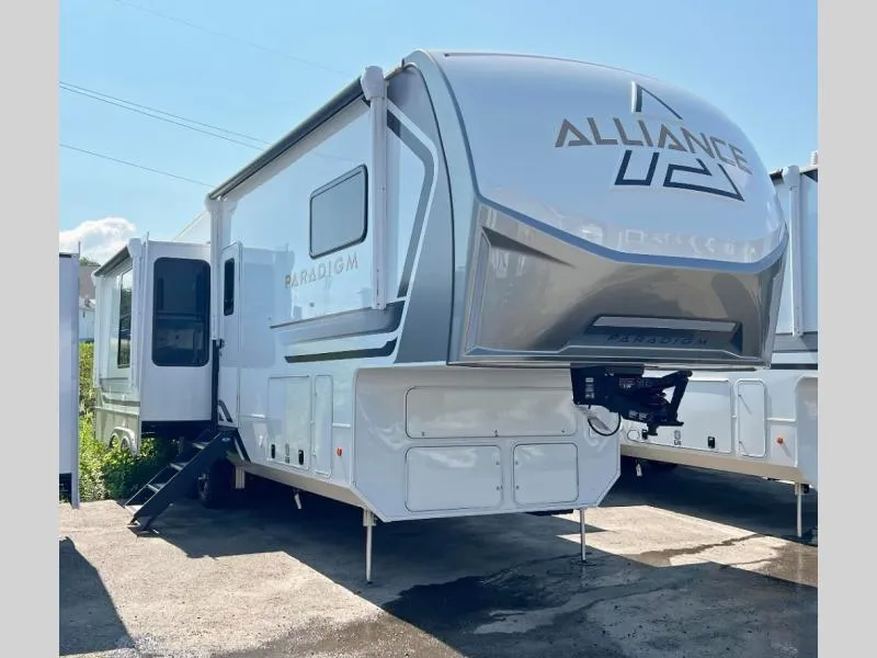 2026 Alliance RV Paradigm 312RK - Photo 2