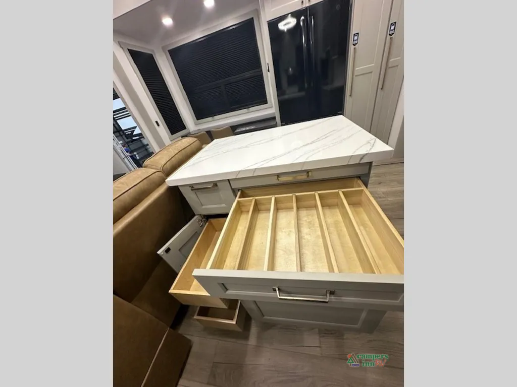 2026 Brinkley Model G 3970, Photos photo 32