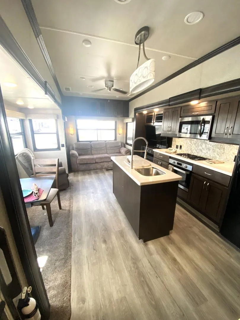 2019 Forest River Cedar Creek Silverback 31IK - Photo 4