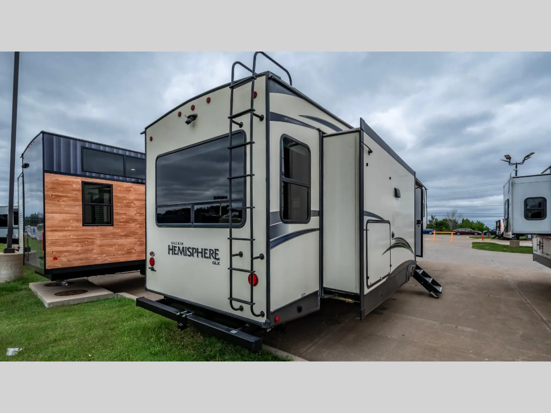 2019 Forest River Salem Hemisphere 370BL - Photo 4