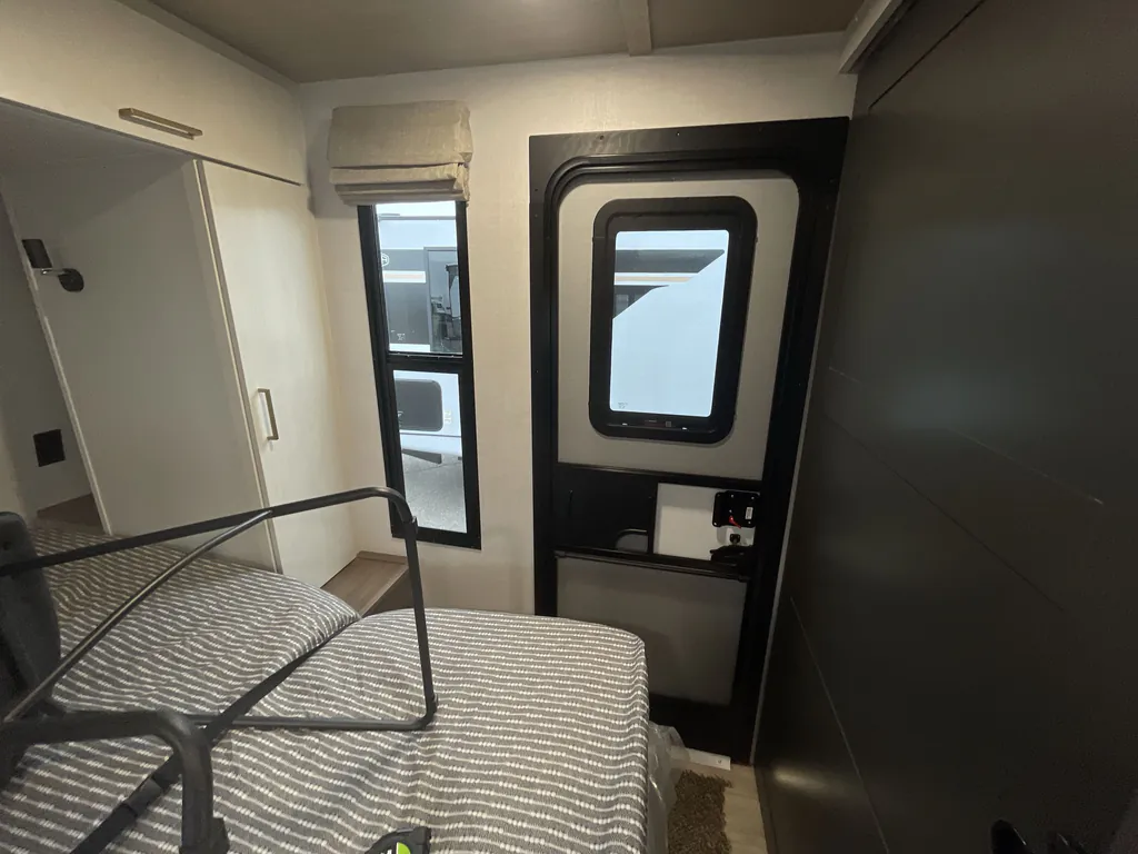 2026 Forest River Vibe Extreme Lite 2400RB, Photos photo 15