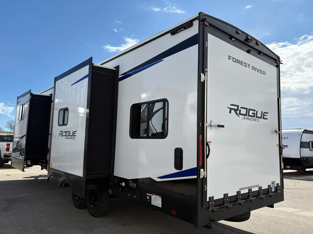 2025 Forest River Vengeance Rogue Armored 26L140, Photos photo 5