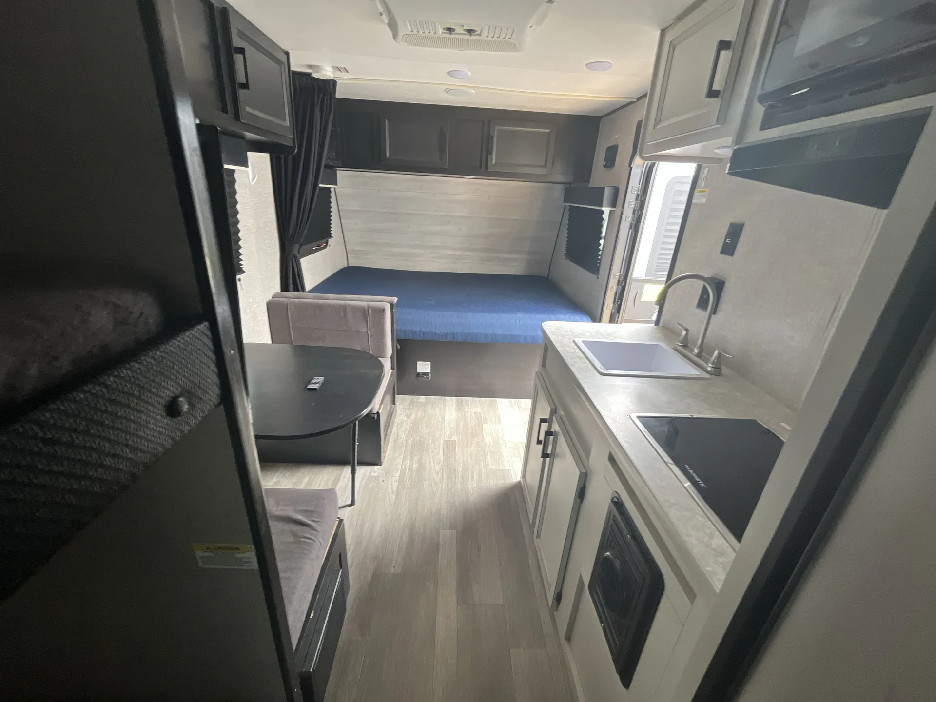 2022 Jayco Jay Flight SLX 174BH — living area main