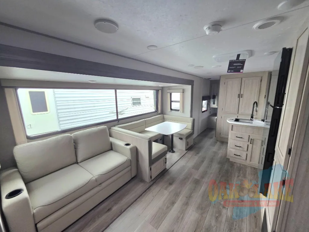 2026 Coachmen Catalina Legacy Edition 273DBHCK, Photos photo 6