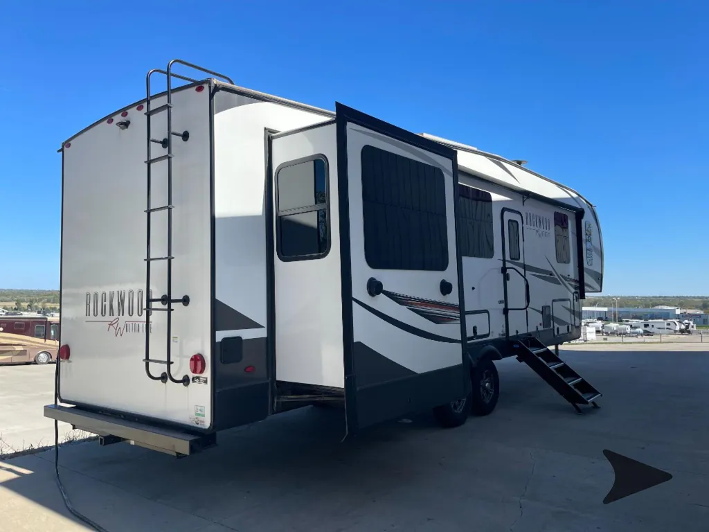 2022 Forest River Rockwood Ultra Lite 2898BS, Photos photo 11