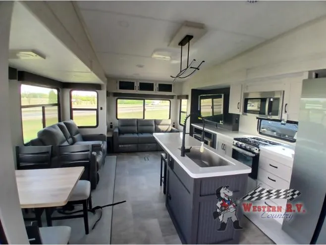 2026 Coachmen Chaparral 336TSIK - Photo 4