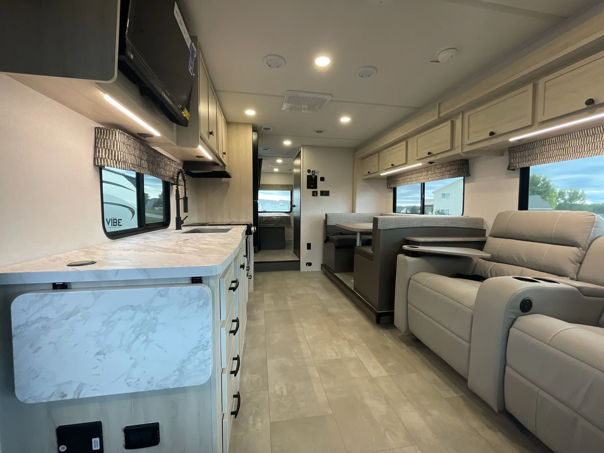 2027 Forest River Sunseeker 3010DS — living area main