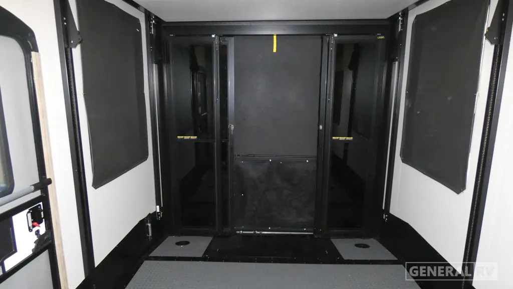 2023 Keystone Raptor 362, Photos photo 25