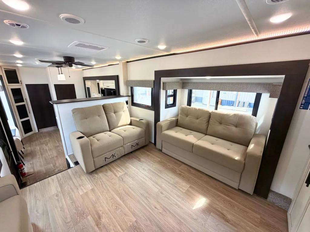 2027 Forest River Sabre 37FLH, Photos photo 69