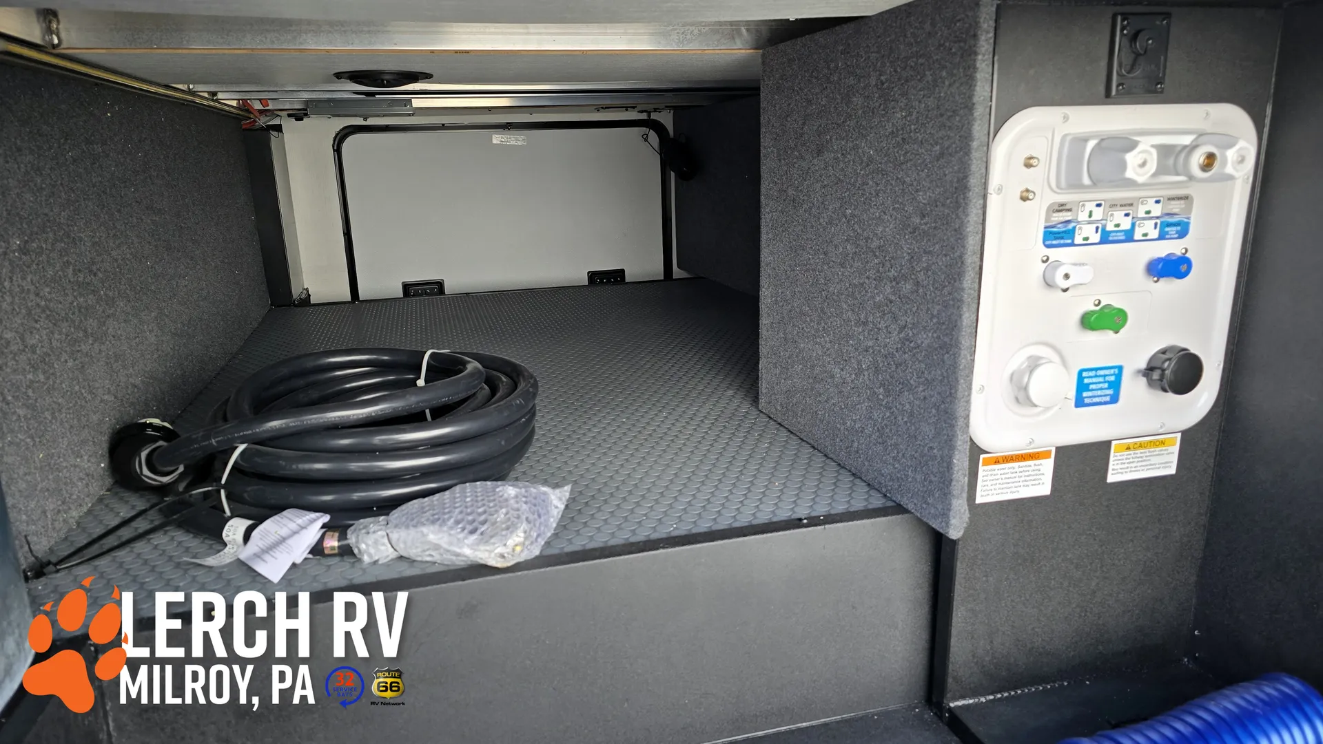 2026 KZ RV Durango Half-Ton D240RKD - Photo 4