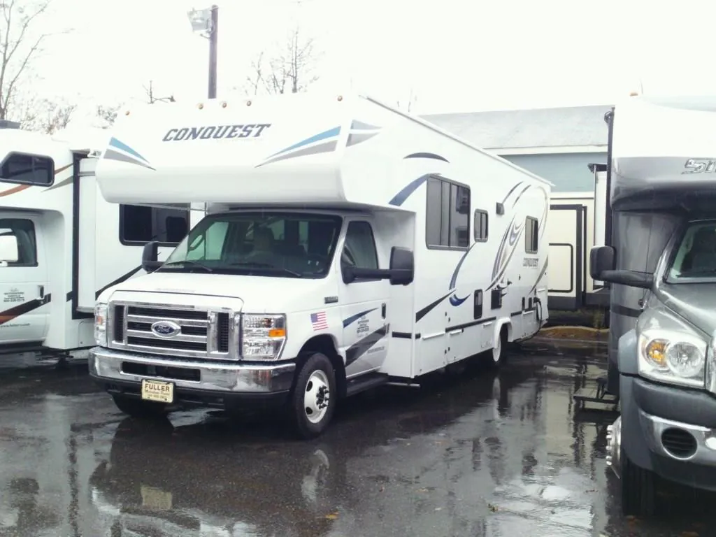 2019 Gulf Stream Conquest Class C 6280 - Photo 4