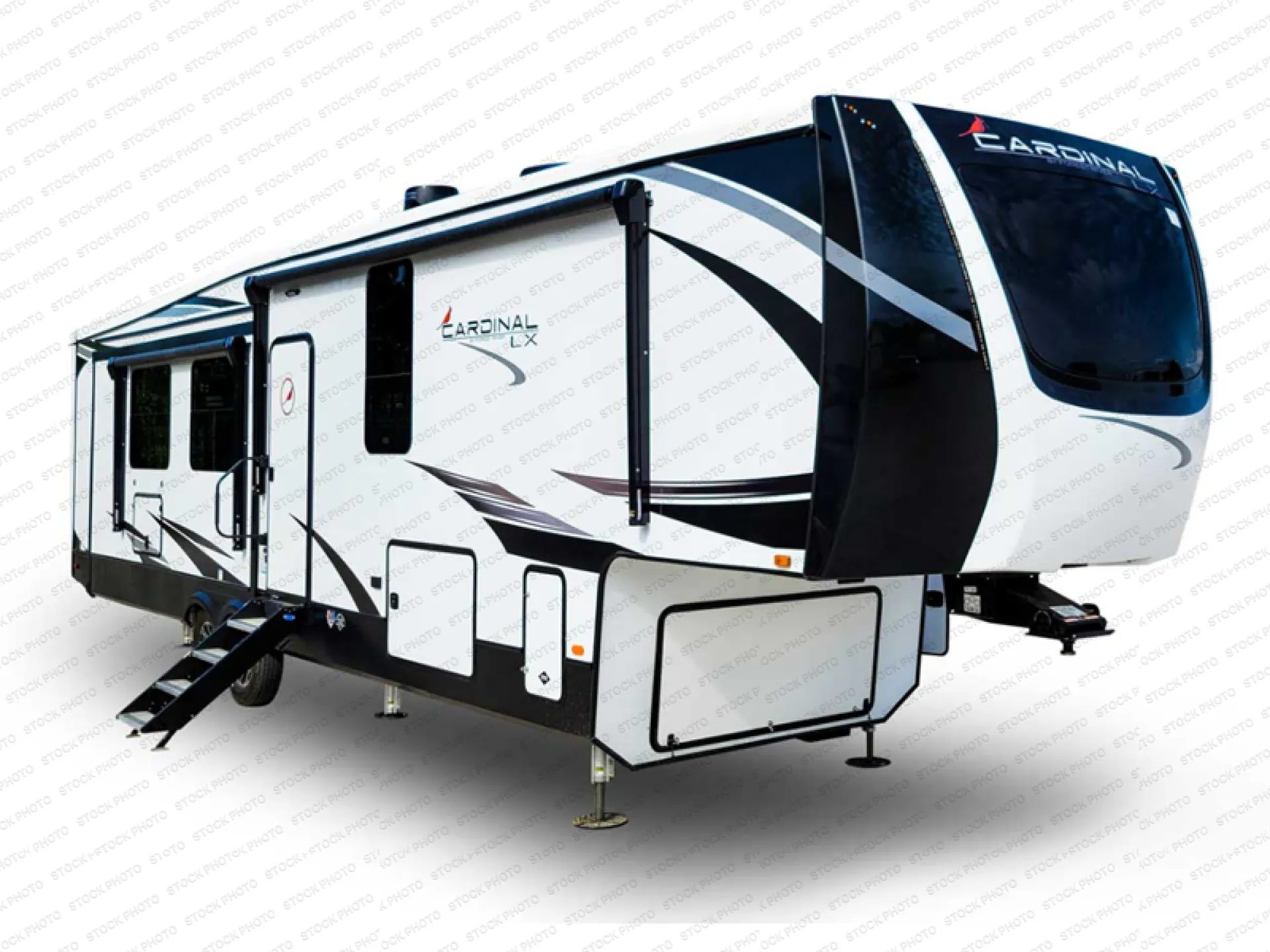 2022 Forest River Cardinal Luxury 360RLX - Photo 2