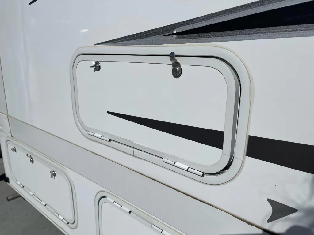 2020 Forest River Sunseeker 3040DS, Photos photo 23
