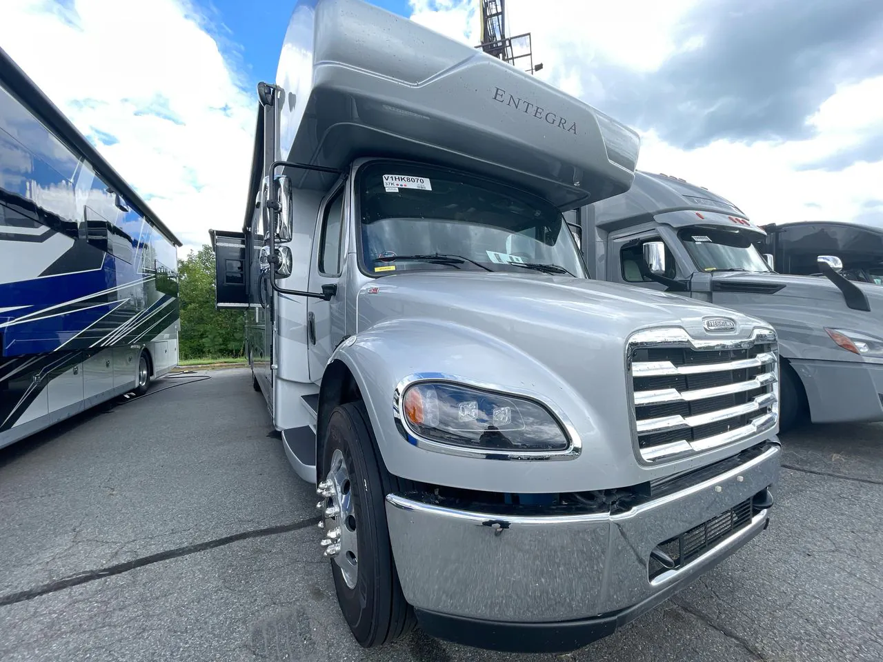 2027 Entegra Coach Accolade 37K