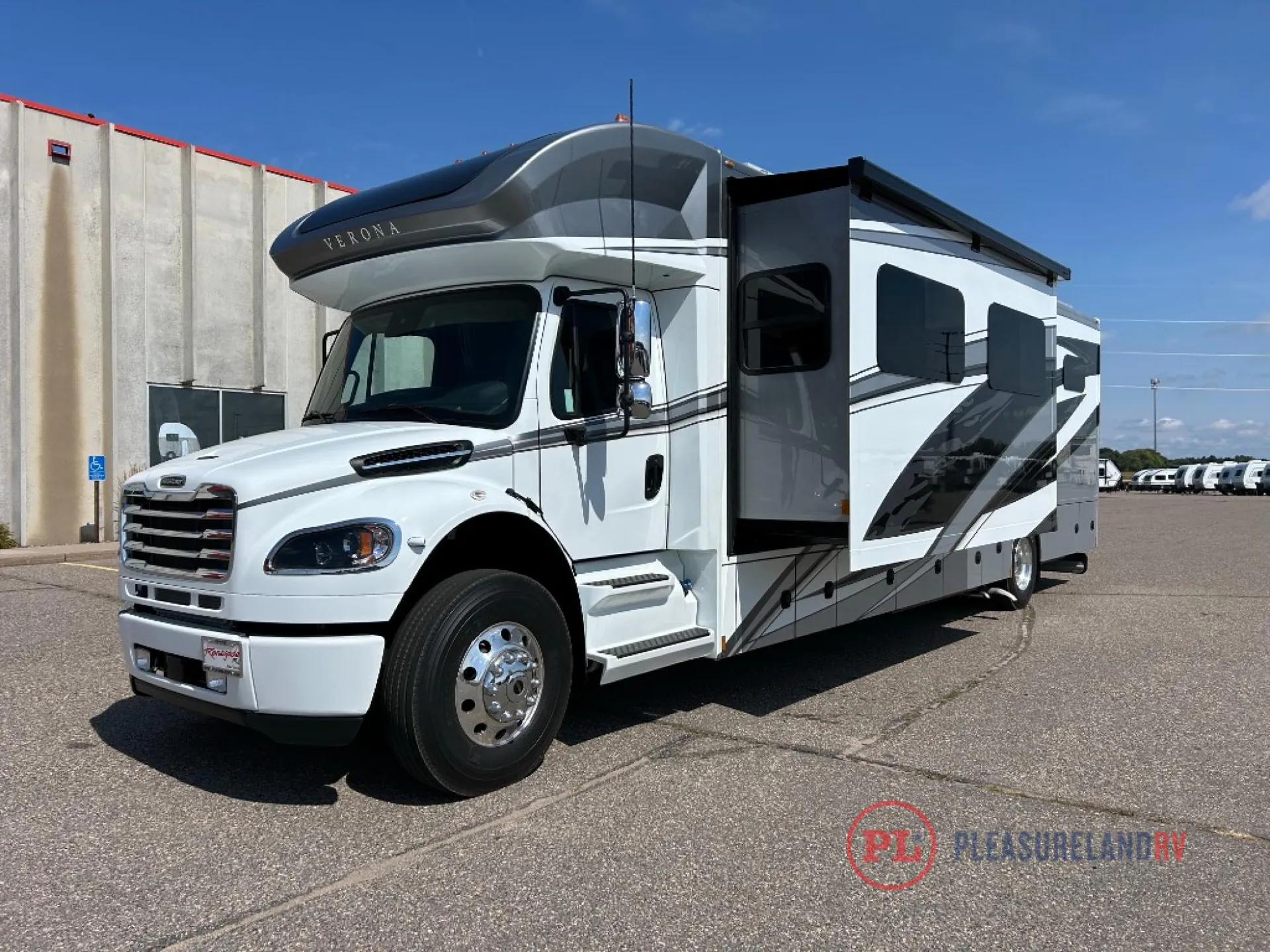 2026 Renegade Verona 40VBH - Photo 3