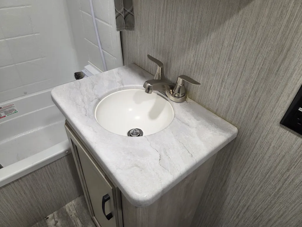 2022 Forest River Sandpiper 3330BH, Photos photo 13