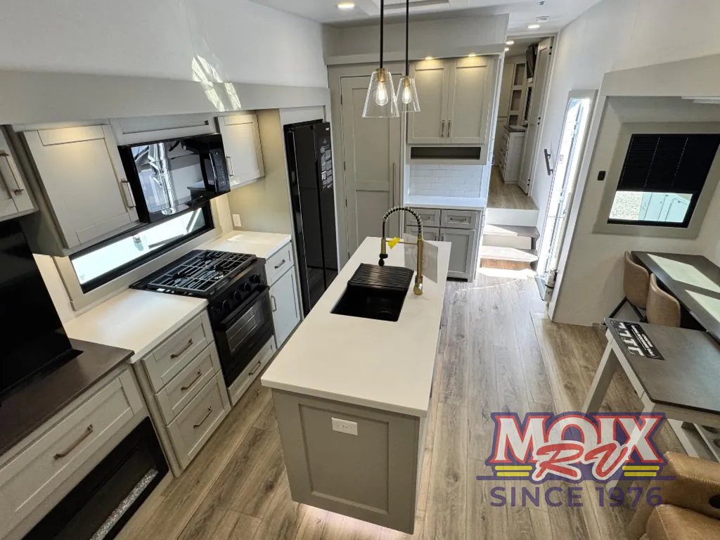 2026 Brinkley Model Z 3515, Photos photo 36