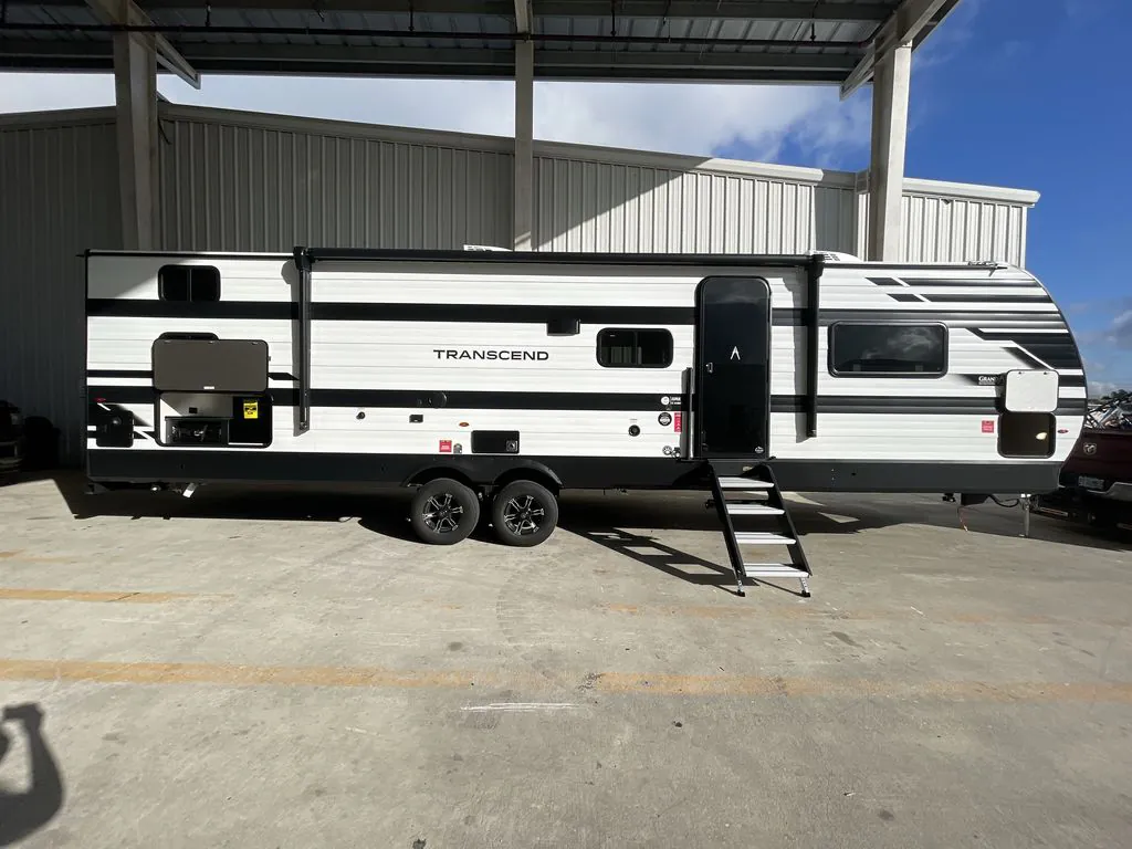 2027 Grand Design Transcend 335BHT, Photos photo 8
