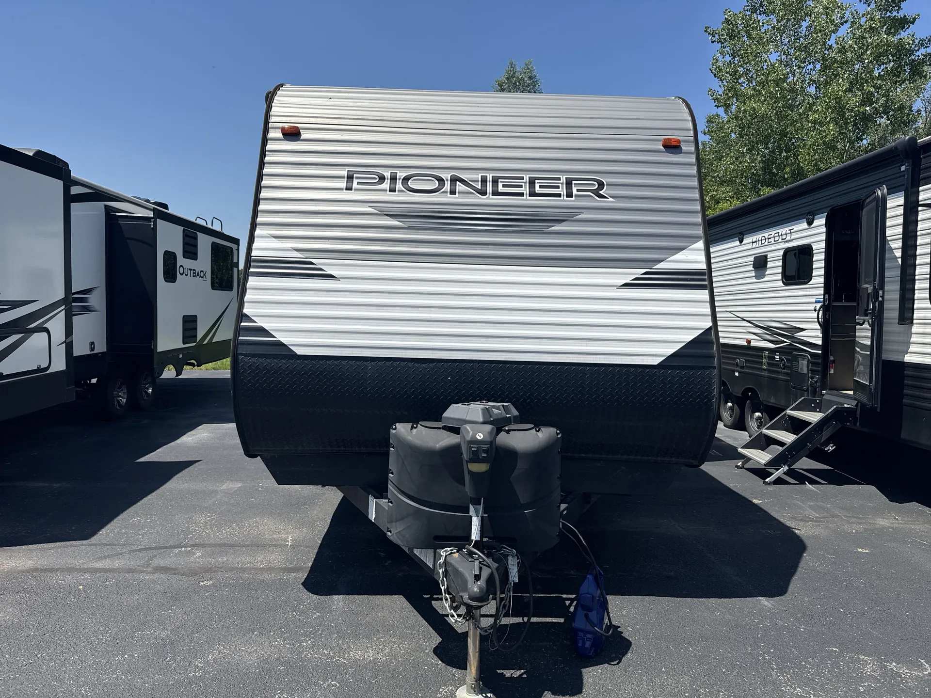 2020 Heartland Pioneer BH 260 dealer photo 4 from Camping World