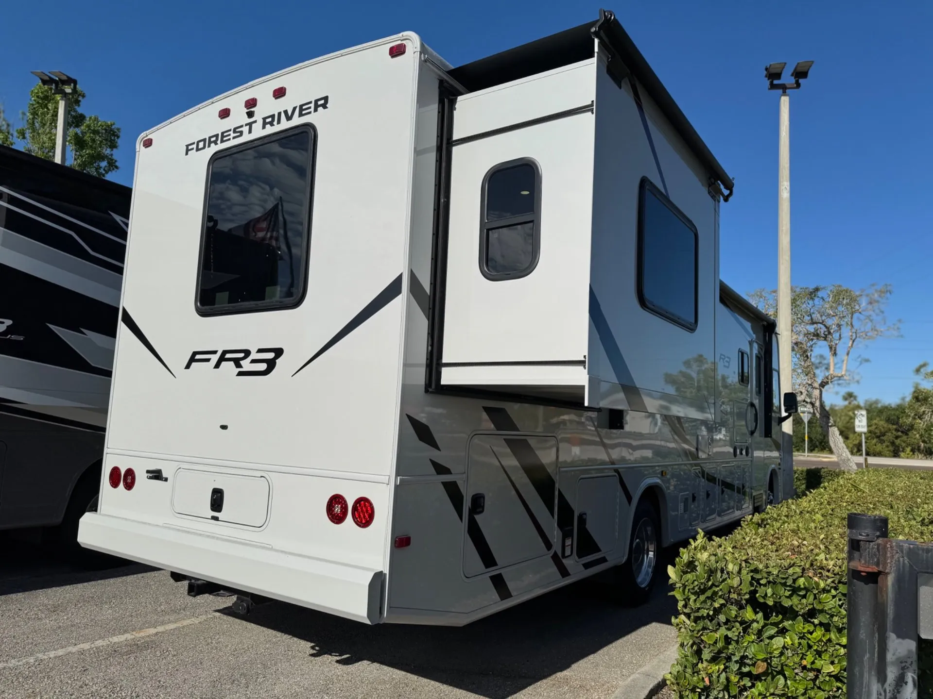 2026 FOREST RIVER FR3 35DS - Photo 4