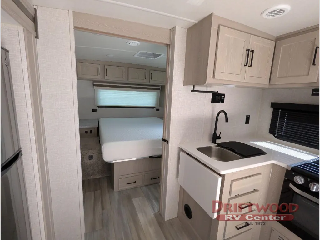 2023 Forest River Rockwood Mini Lite 2511S, Photos photo 12
