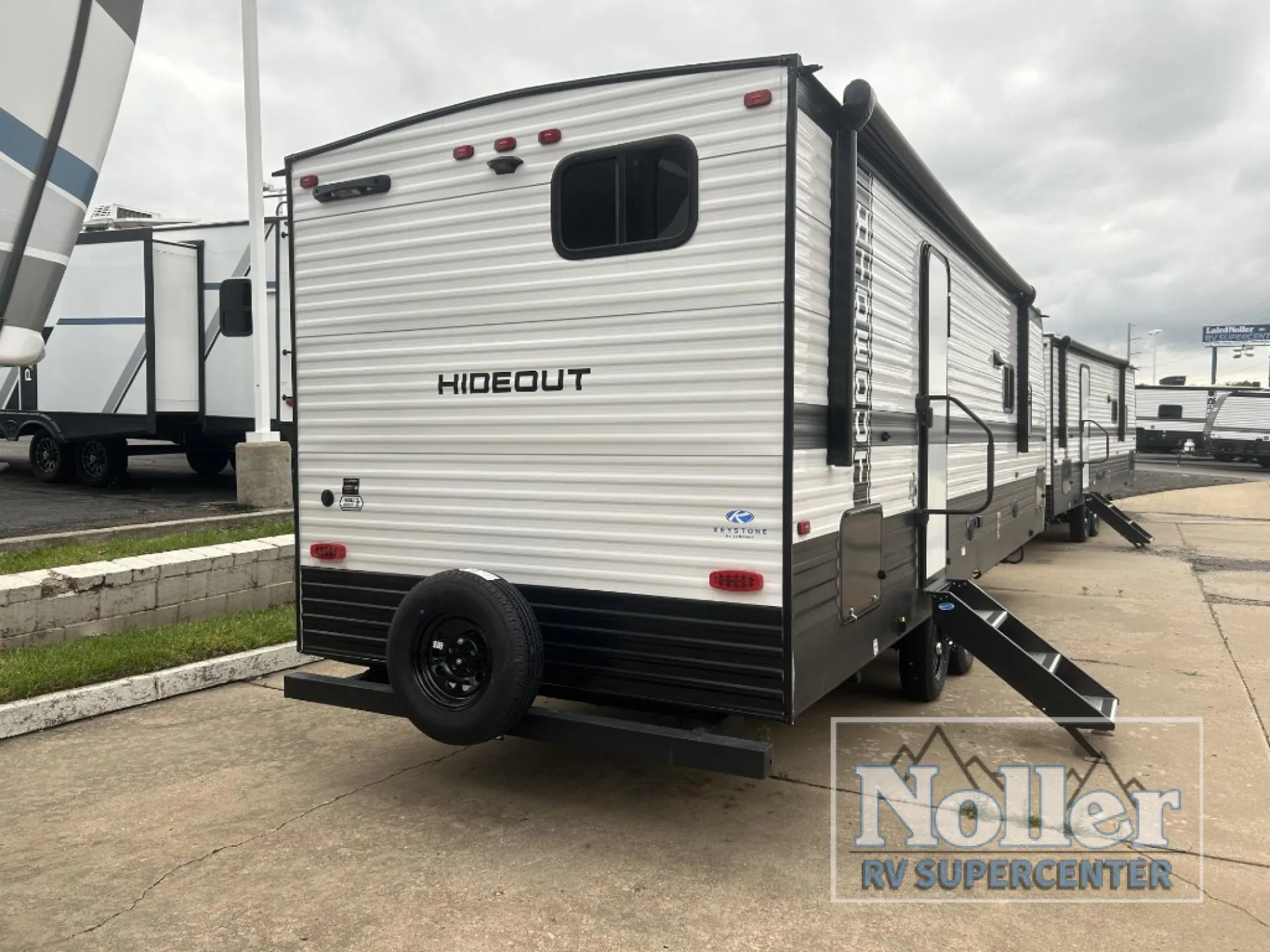 2024 Keystone Hideout Sport 269DB - Photo 3