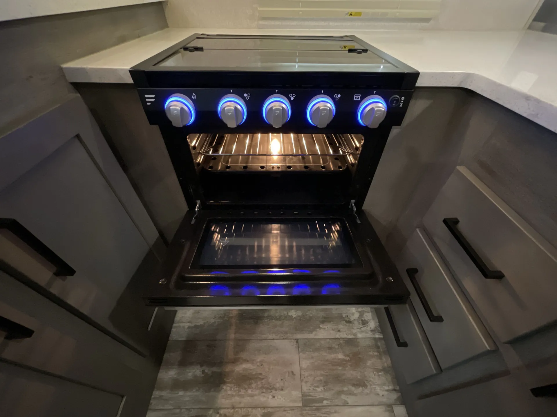 2021 Keystone Carbon 338 — living area main