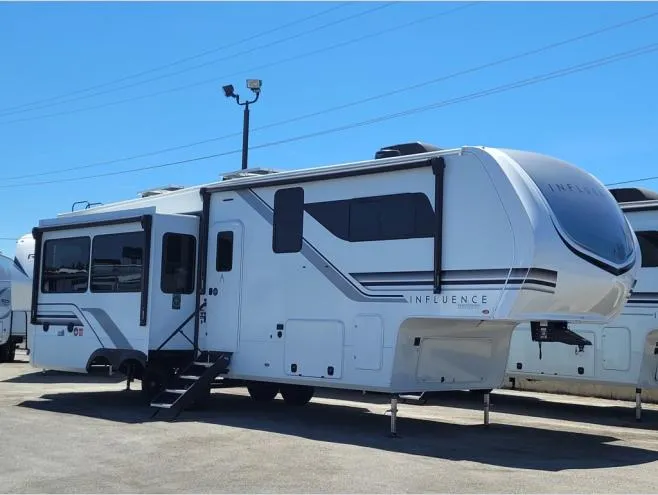 2026 Grand Design Influence 3003RL - Photo 2