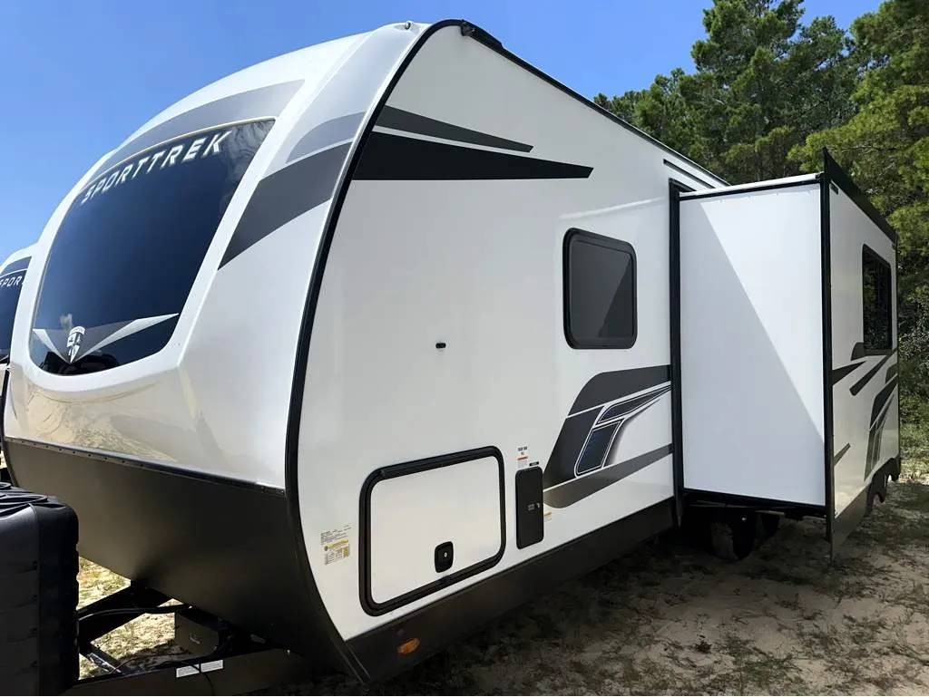 2026 Venture RV SportTrek ST261VBH - Photo 3