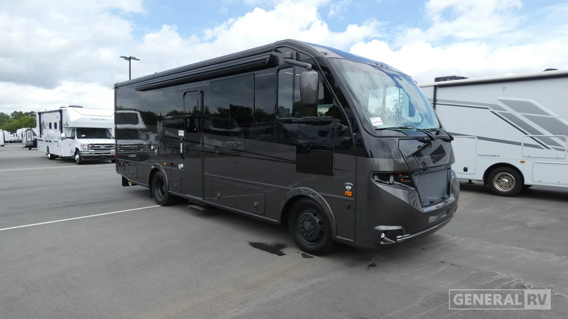 2027 Coachmen Euro 25EU - Photo 2
