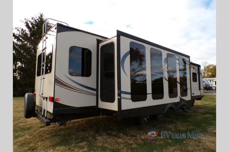 2016 Prime Time LaCrosse 330RST - Photo 4