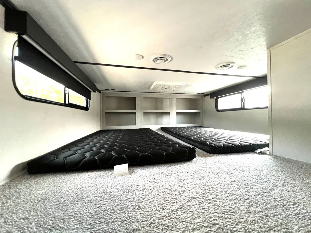 2022 Keystone Montana High Country 377FL, Photos photo 42