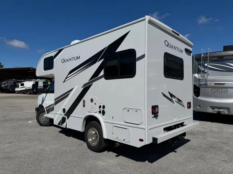 2026 Thor Motor Coach Quantum LC19 - Photo 4